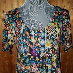 XS Lularoe Perfect Tee